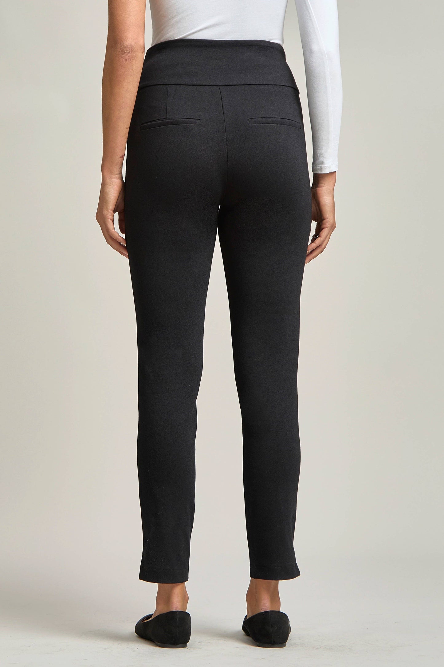 Magic High Wasted 28" Skinny Pants: Black