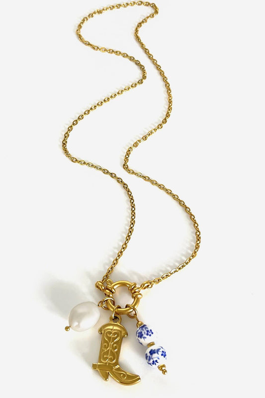 Kick the Dust Up Necklace- WR