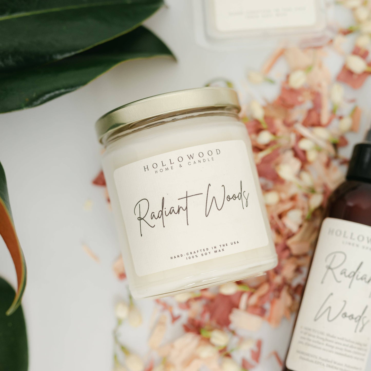 RADIANT WOODS | 8 OZ CANDLE