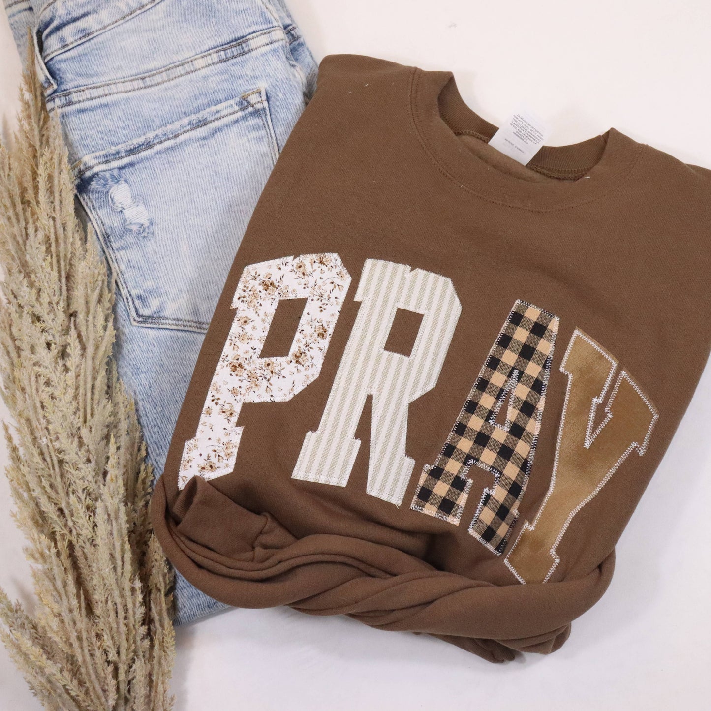 Pray Sweatshirt- Brown