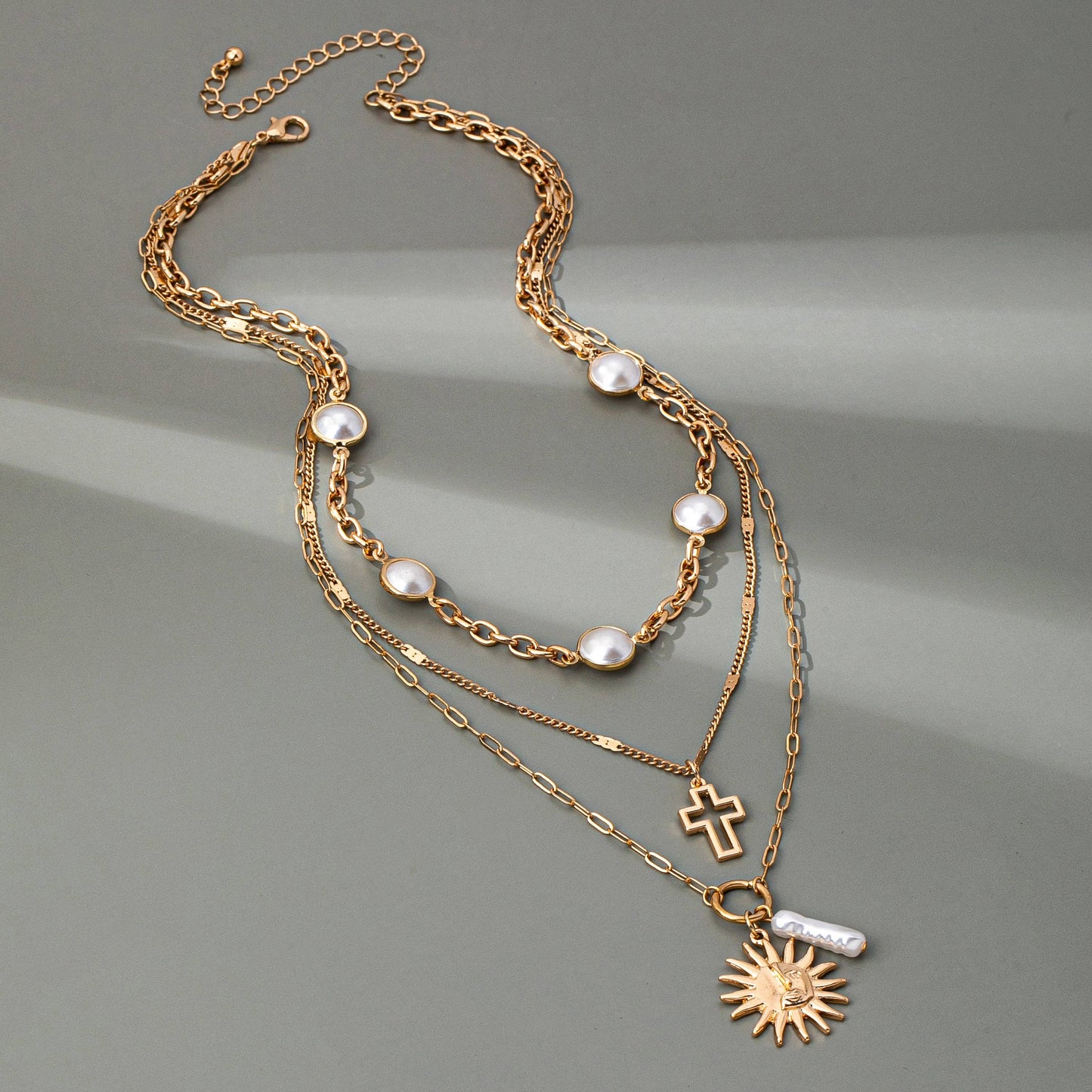 Pearly Sun Necklace