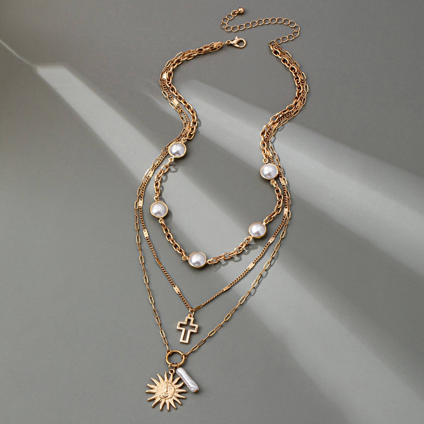 Pearly Sun Necklace