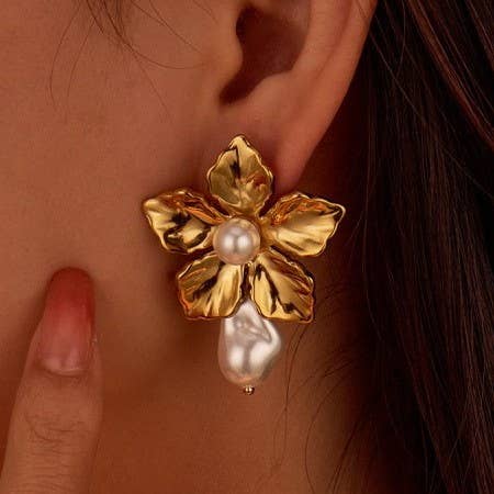Pearly Flower Earrings- 18K Gold Dipped