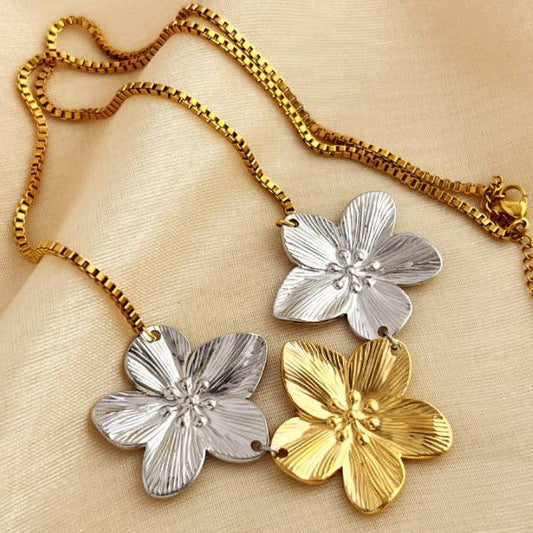 Flower Trio Necklace | Gold Dipped