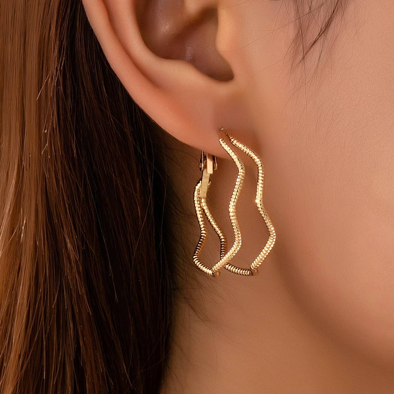 Wavy Hoops- Hypoallergenic