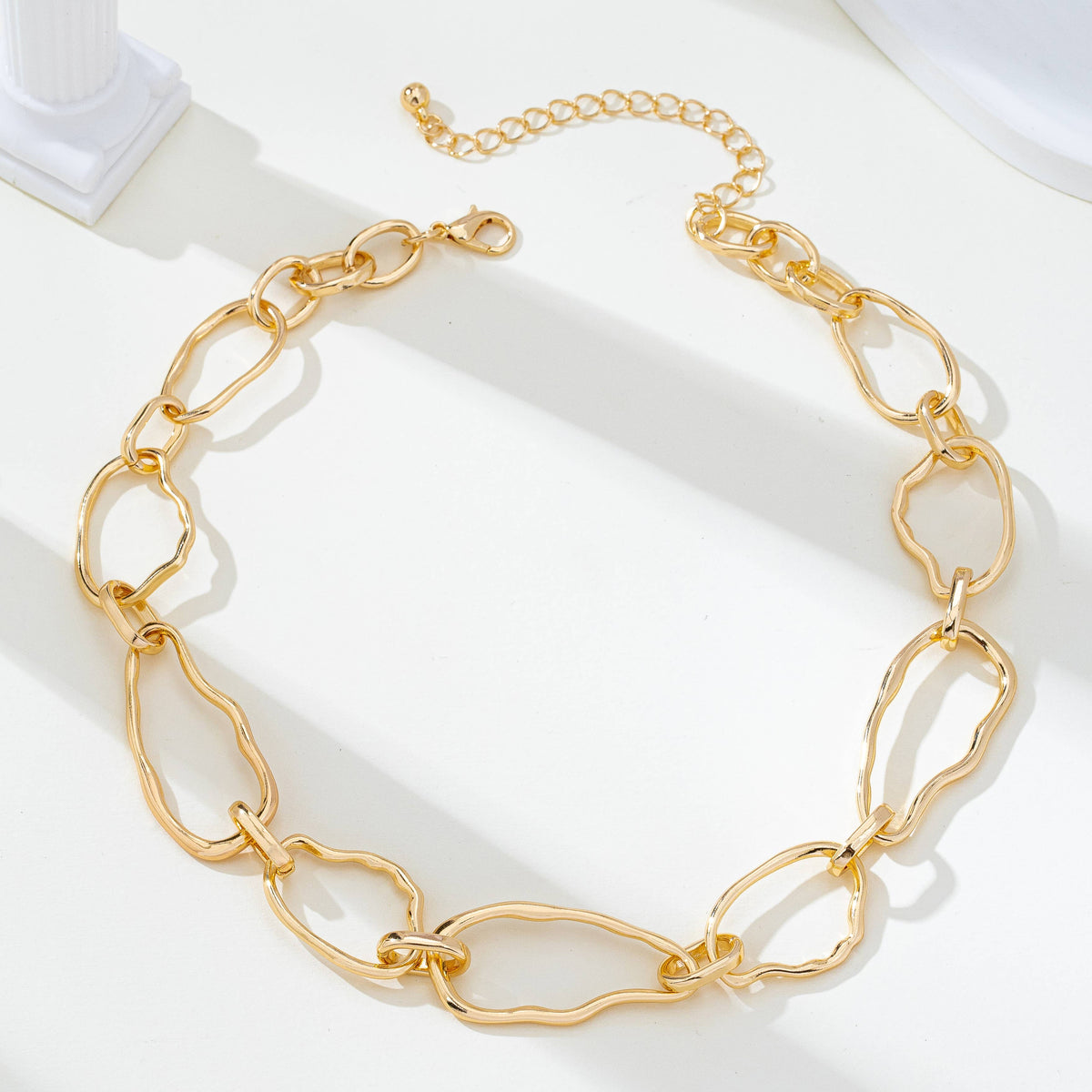 Hammared Link Necklace