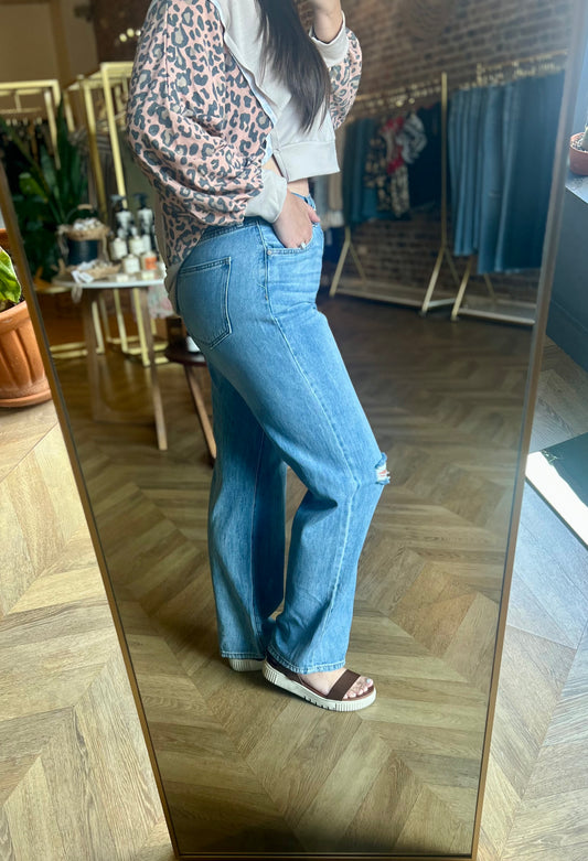 Brooke 90s Wide Leg Straight Jeans