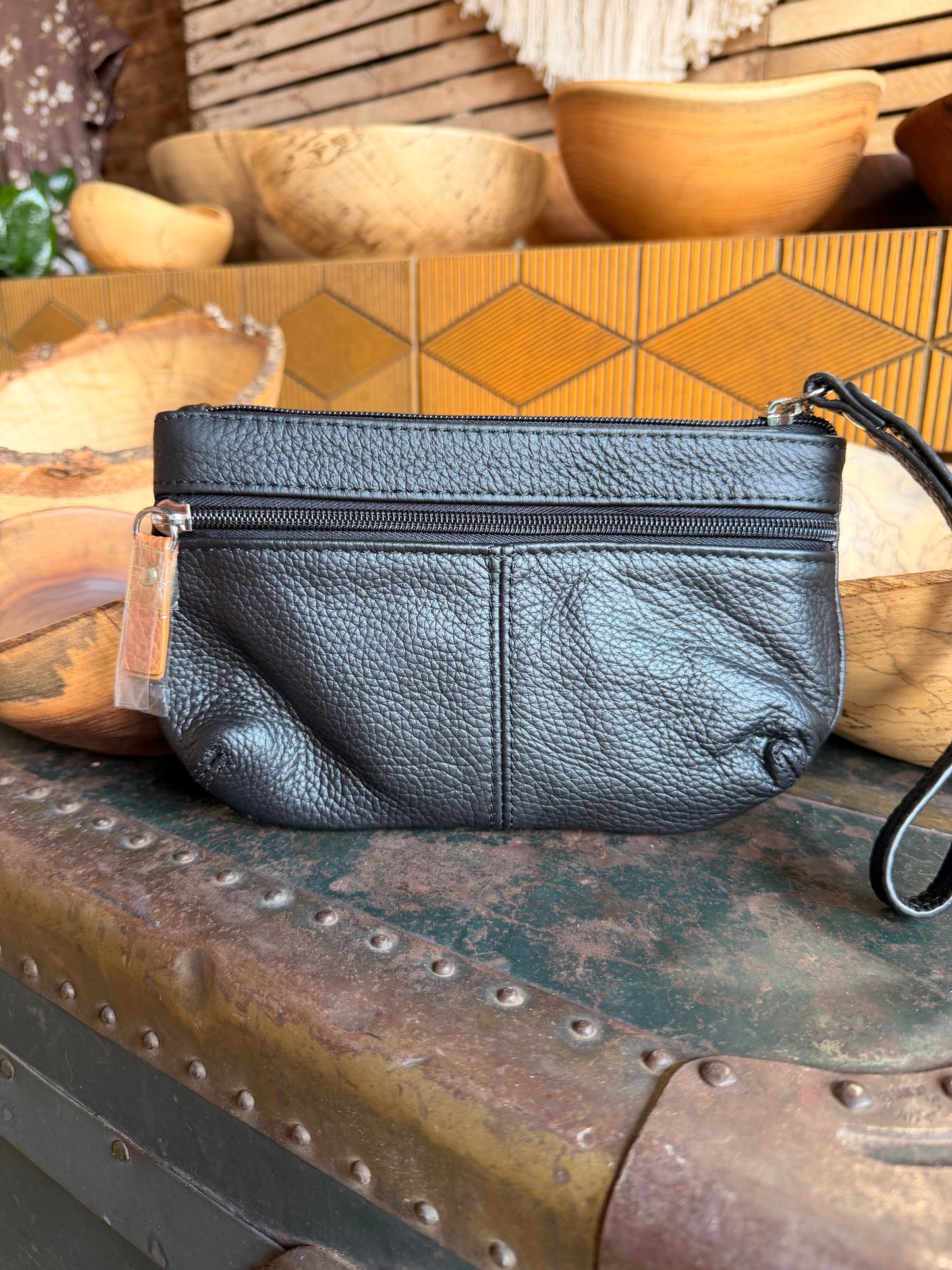 The Megan Clutch- Black