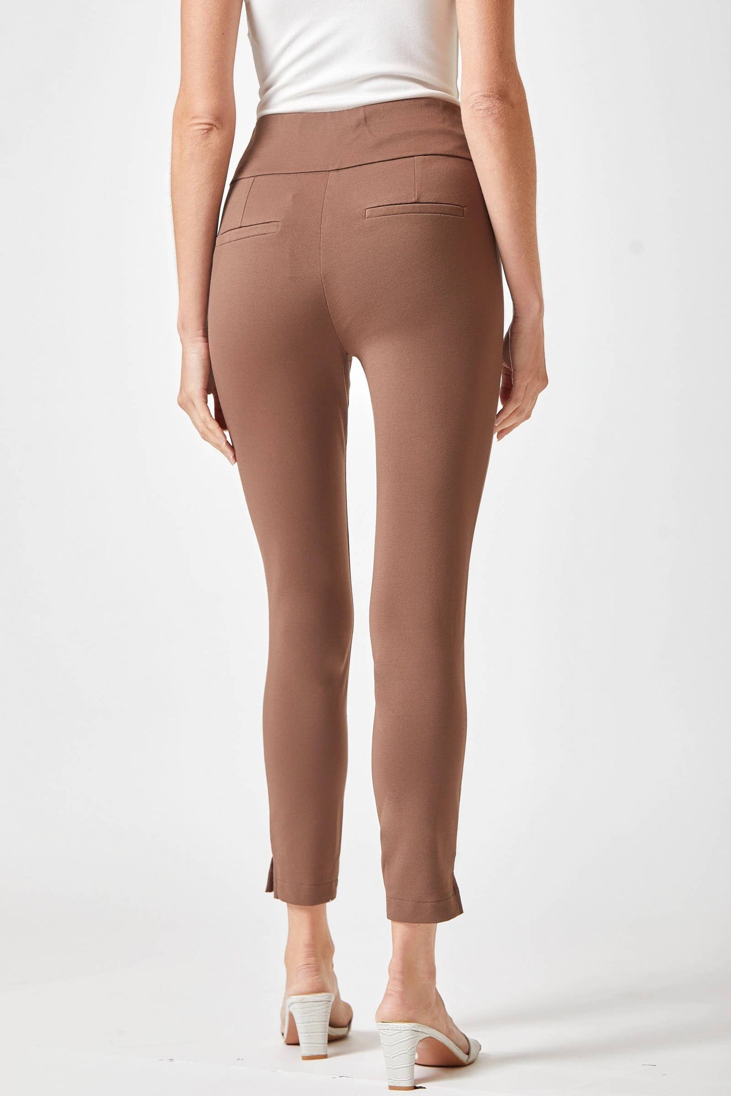 Magic High Waisted 28" Skinny Pants: Brown