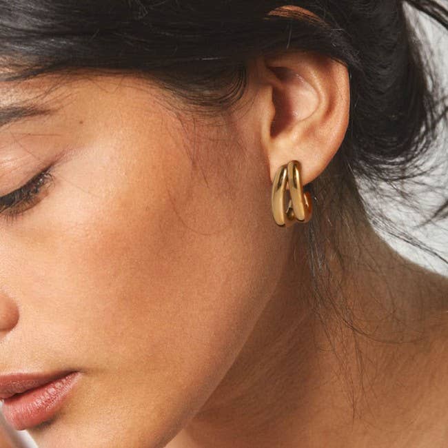 Megan Hoops- Waterproof